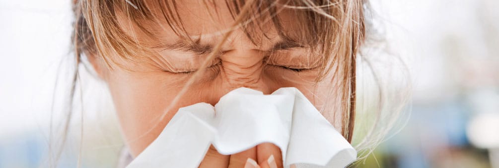 woman sneezing breathe quiz